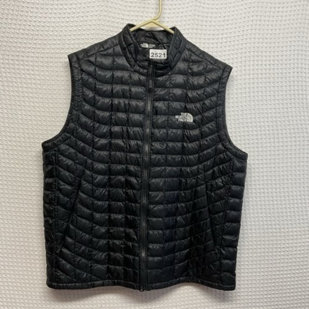 NWOT The North Face ThermoBall Eco Black Outdoor Puffer Vest Men XL Vietnam